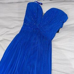 Neiman Marcus Stunning Blue Strapless Gown